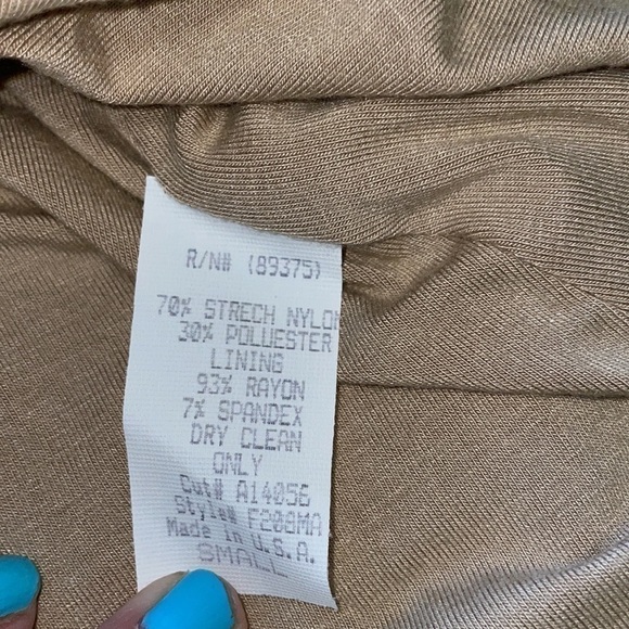 SKY 💕 NWOT Sky Gold lace one shoulder tunic with gold chains - Picture 7 of 12